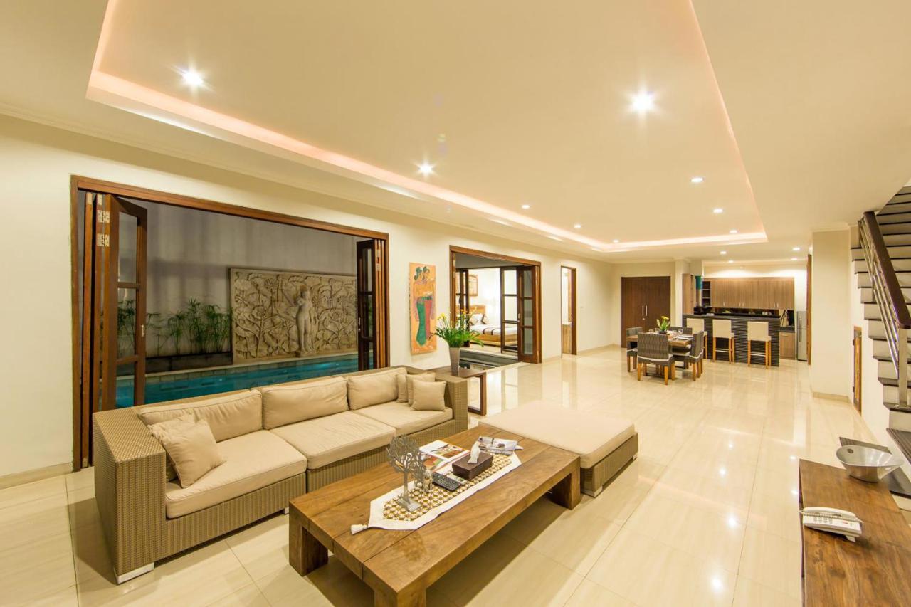 White Lotus Villas Seminyak Extérieur photo