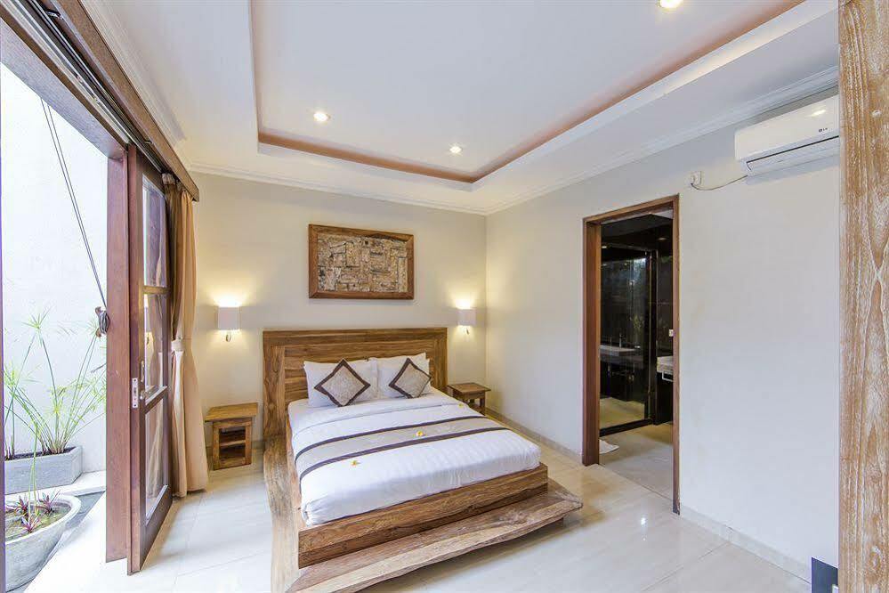 White Lotus Villas Seminyak Extérieur photo